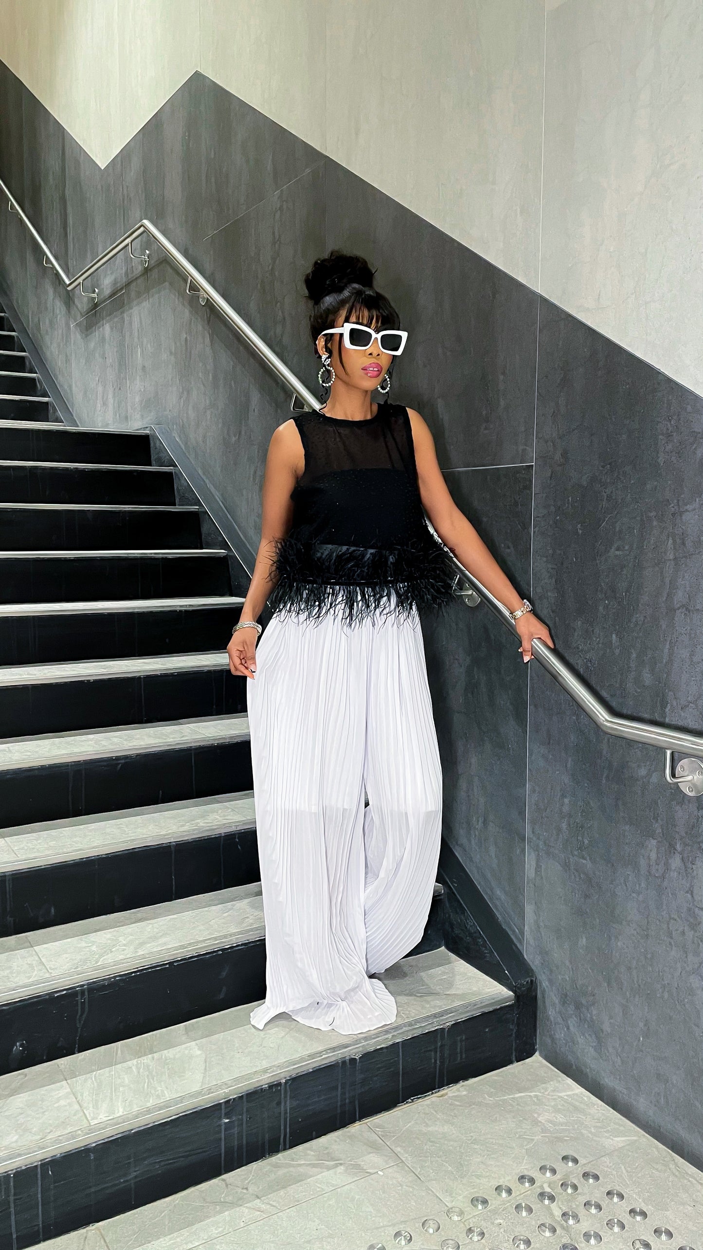 Flair feather top